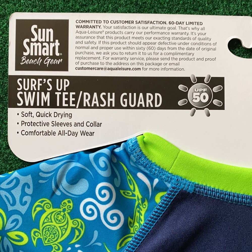 Rash Guard - Picture 3 of 5